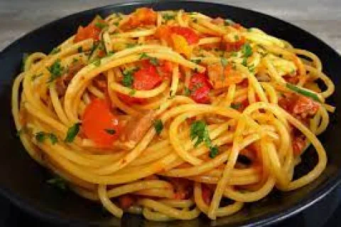 Stir fry spaghetti with chicken or beef