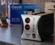 OSCAR AUTOMATIC VOLTAGE REGULATOR 2000W 1